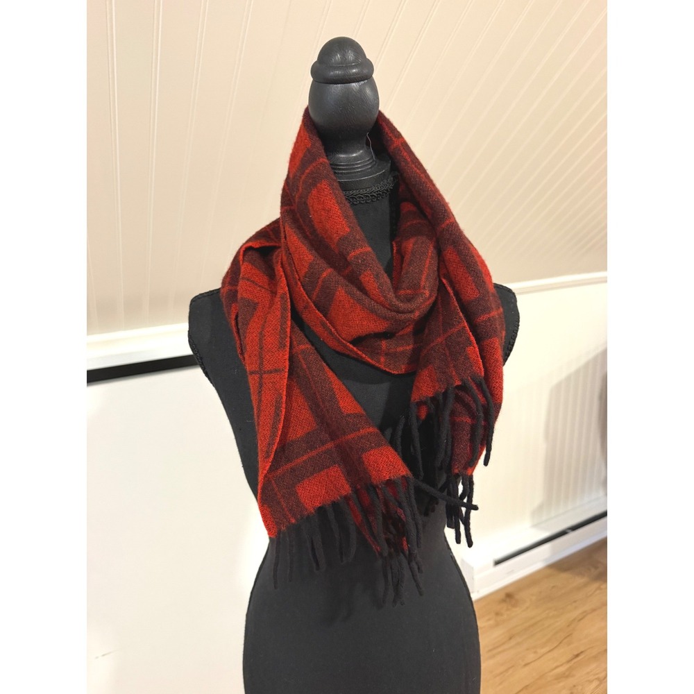 Saks Fifth Avenue Red Black Buffalo Plaid Fringe Scarf Cashmere Dark Academia